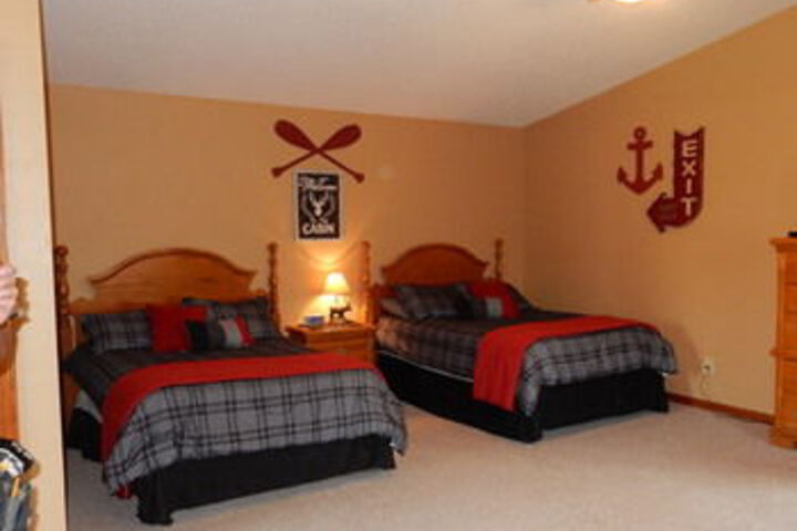 Room 11 of 42