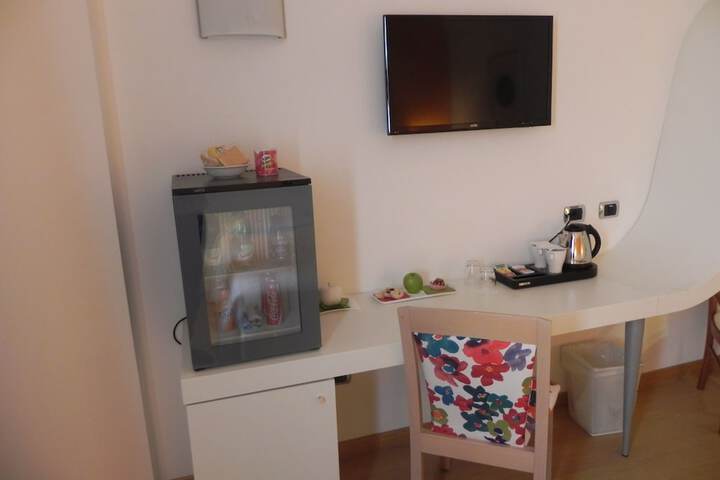 Room 43 of 97