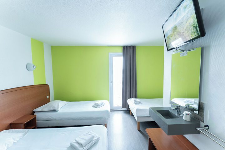Room 5 of 29