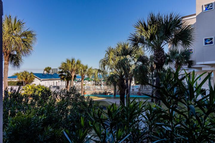 Property Grounds 25 of 29