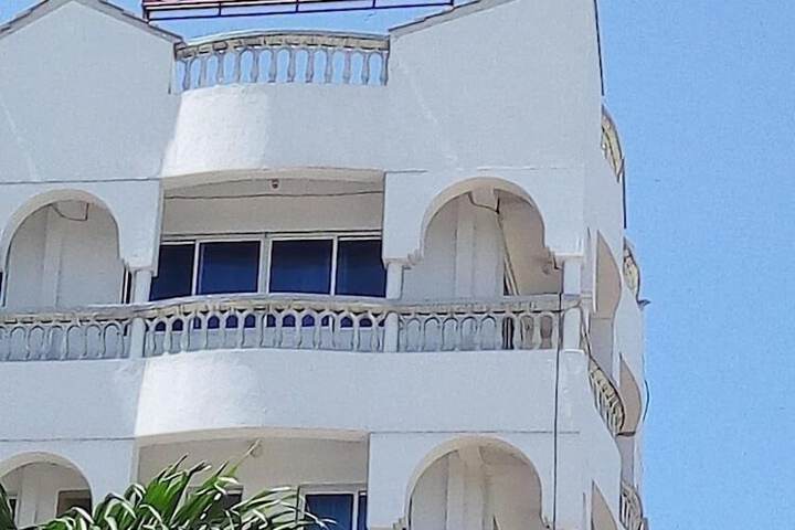 White Rhino Hotel Mombasa