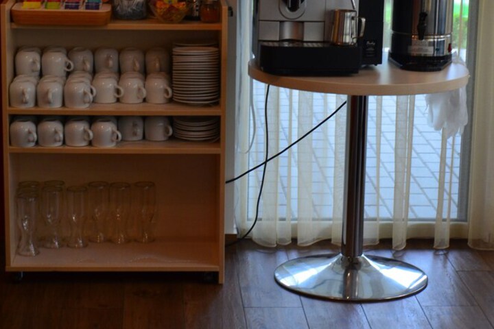 Breakfast/Coffee Service 37 of 50
