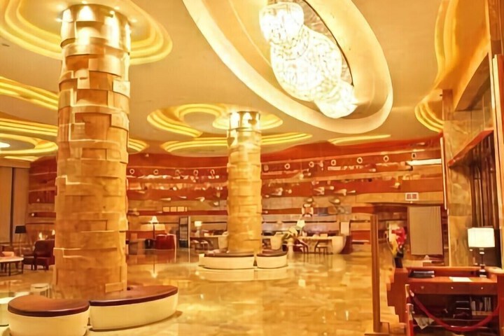 Dining Photos