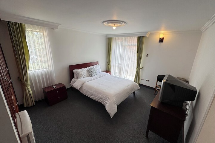 Room 8 of 30