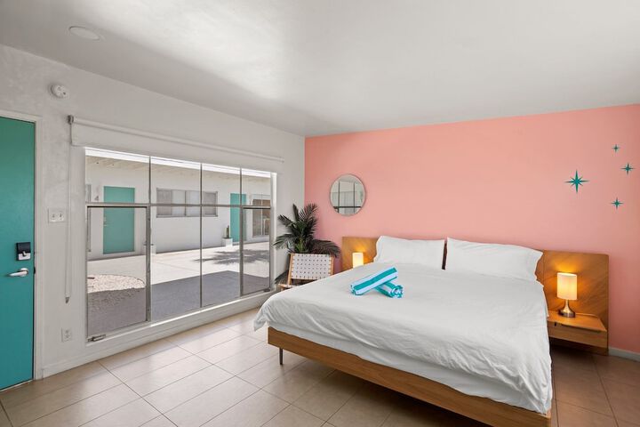 Room 26 of 59