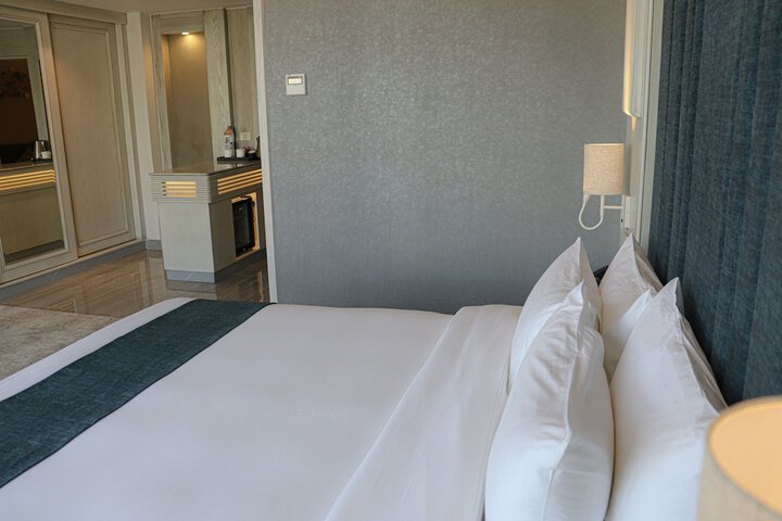 Room 20 of 47