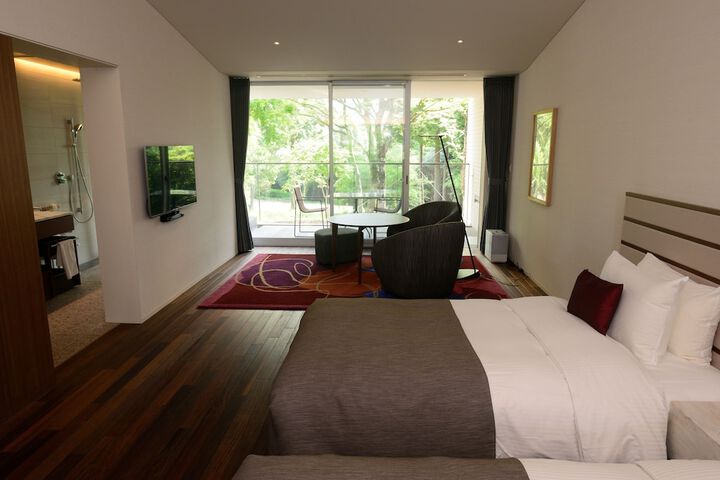 Room 14 of 60