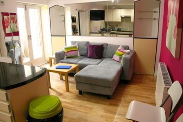 Brighton Getaways Seaside Patio Apt