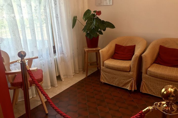 Hotel Interior 8 of 148