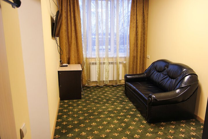 Room 14 of 22