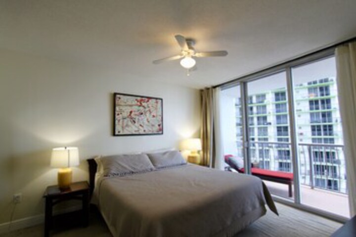 Room 159 of 263