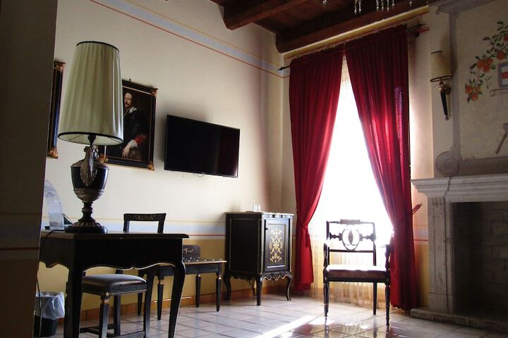 Room 20 of 89