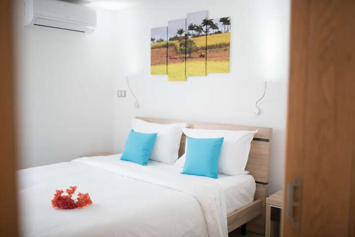 Room 2 of 46