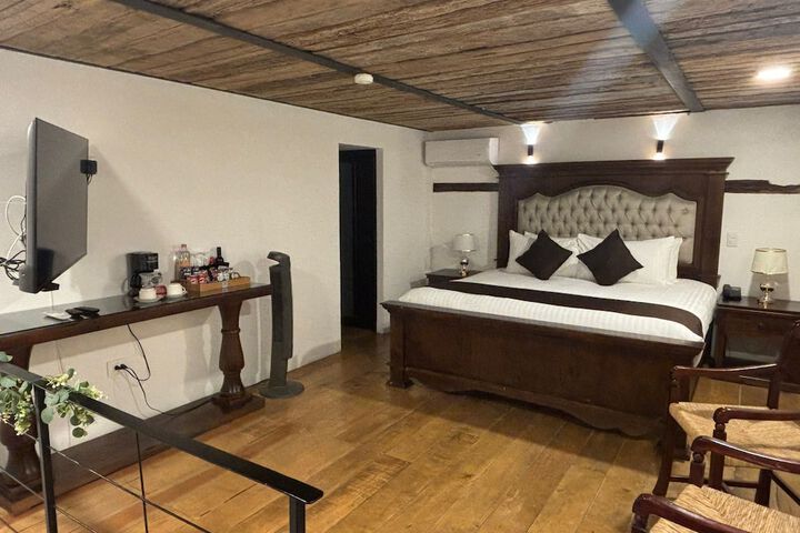 Room 46 of 133