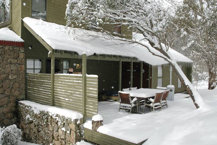 Property Grounds 19 of 22