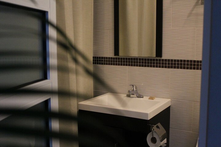 Room 22 of 42