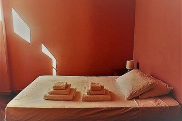 Room 11 of 25
