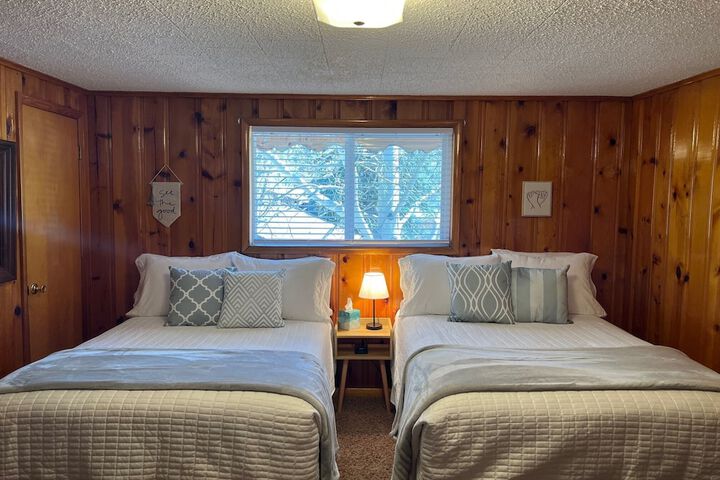 Room 36 of 236