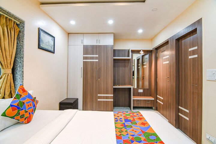 Room 16 of 27