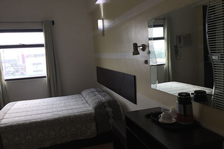 Room 11 of 41