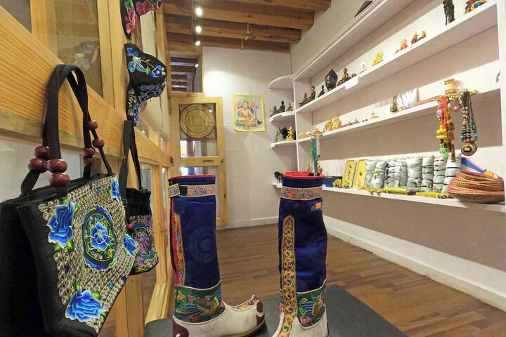 Gift Shop 43 of 72