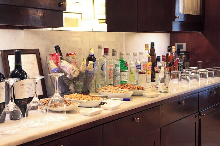 Snack bar