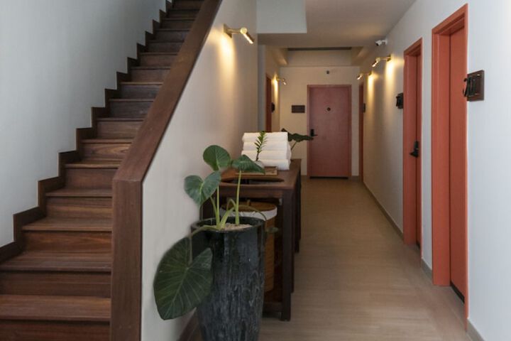 Hotel 2 of 27