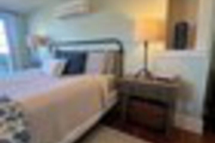 Room 44 of 297