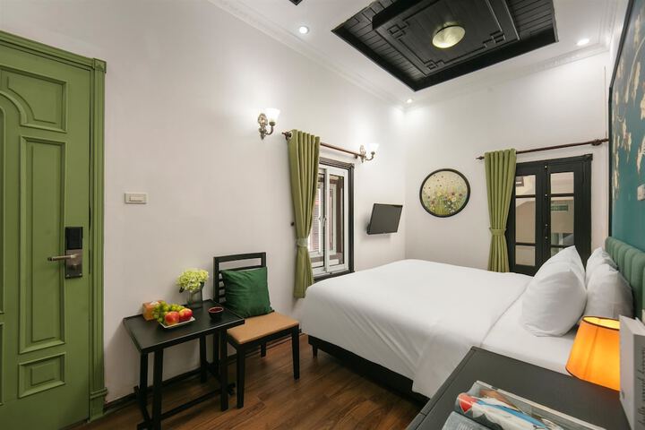 Room 10 of 47