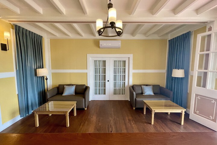Hotel Interior 3 of 34