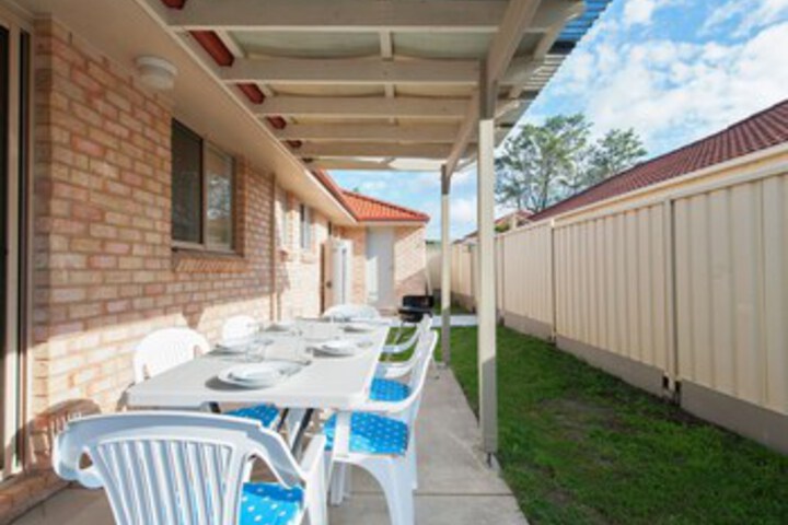 Terrace/Patio 13 of 17