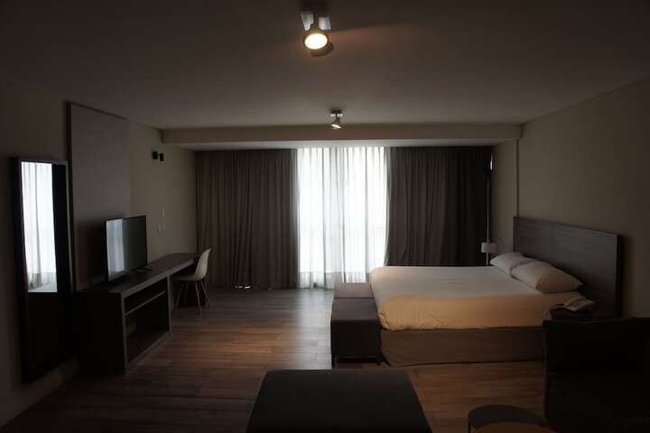 Room 7 of 48