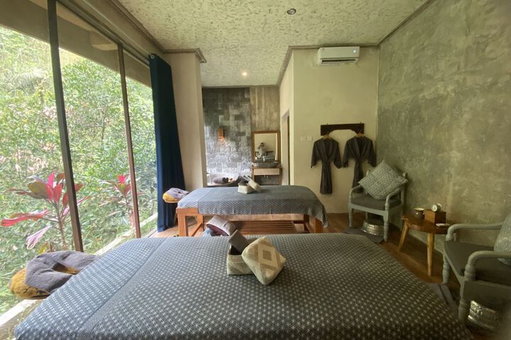Spa 55 of 63