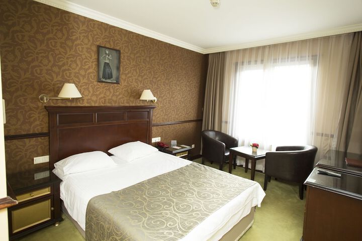 Room 65 of 114