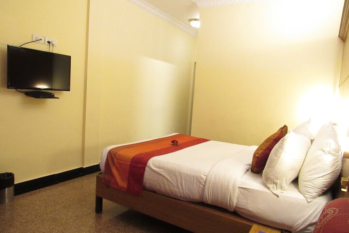 Room 10 of 51