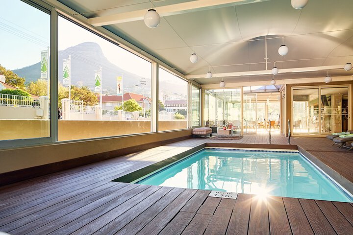 Pools & Facilities