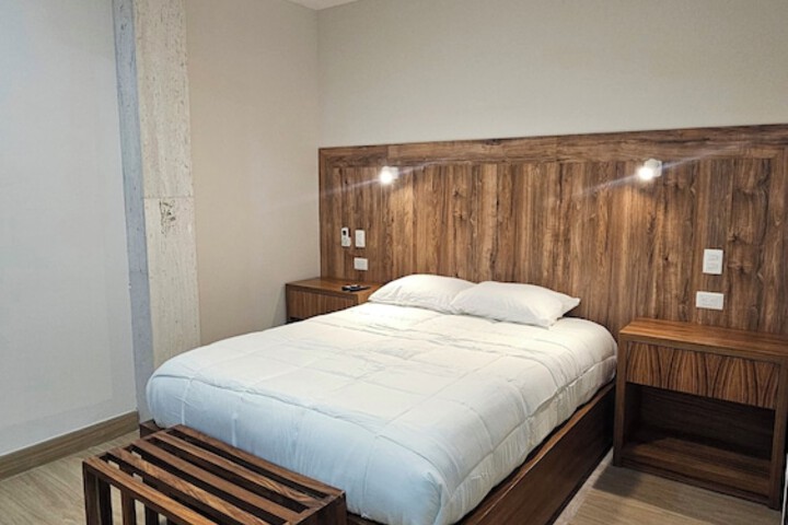 Room 6 of 58