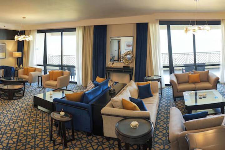 Room 26 of 128