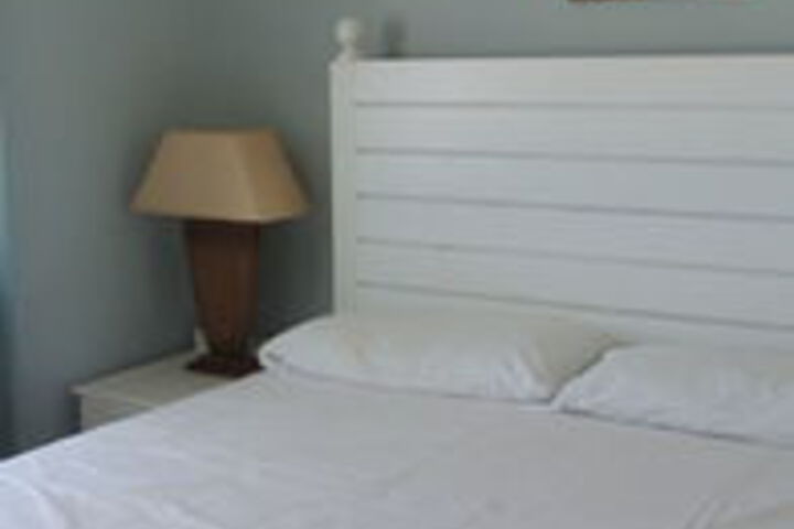 Room 9 of 34