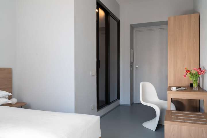 Room 26 of 55