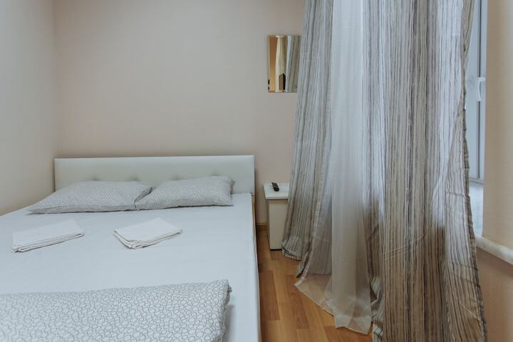 Room 45 of 76