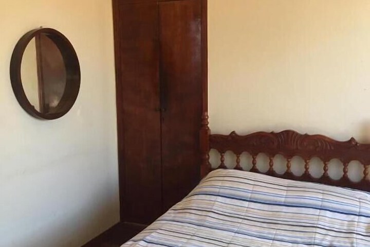 Room 13 of 31