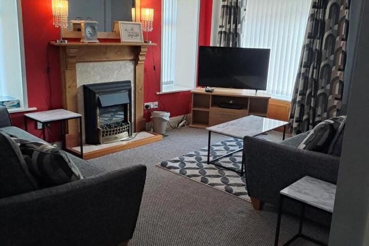 94 Main Street - Pembroke Holiday Home