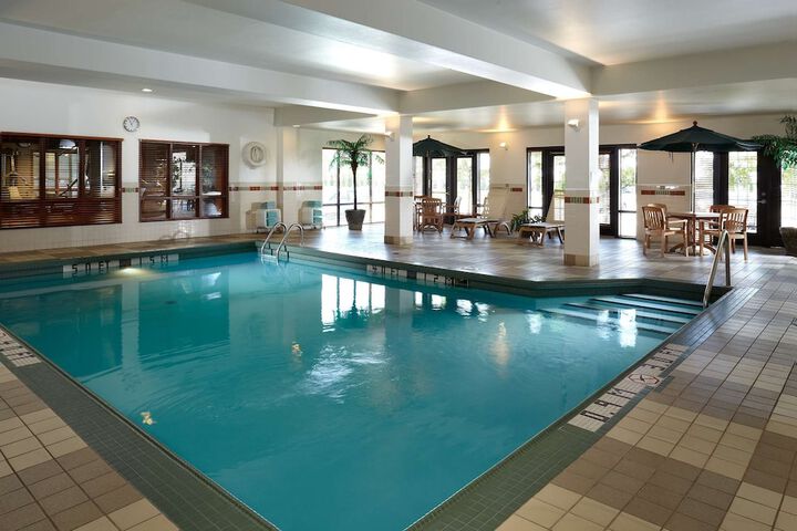 Pool 21 of 33