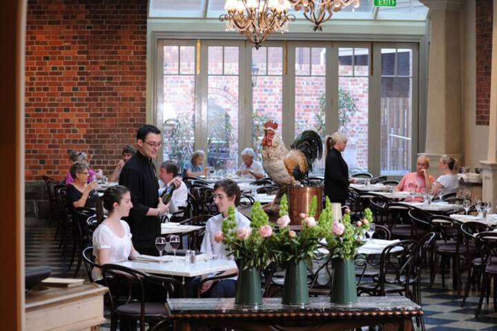 Dining 60 of 70