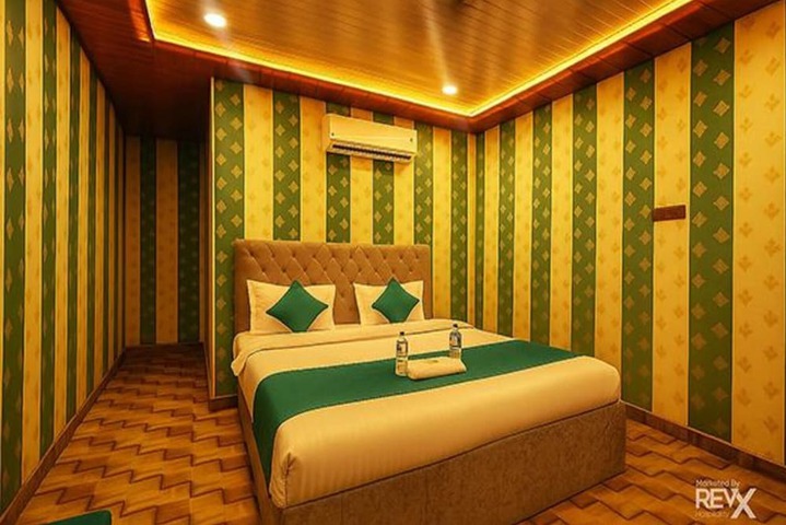 Room 14 of 20