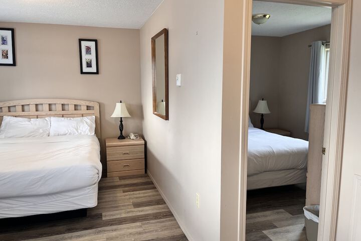 Room 18 of 43