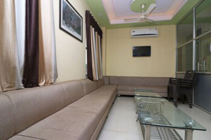 Hotel Interior 17 of 48