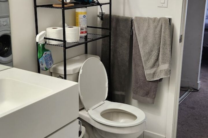 Room 17 of 30