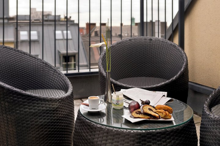 Terrace/Patio 20 of 43